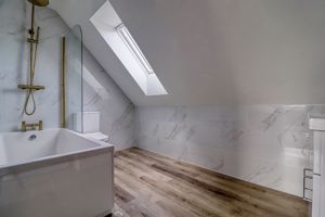 Bedroom Two En-Suite- click for photo gallery